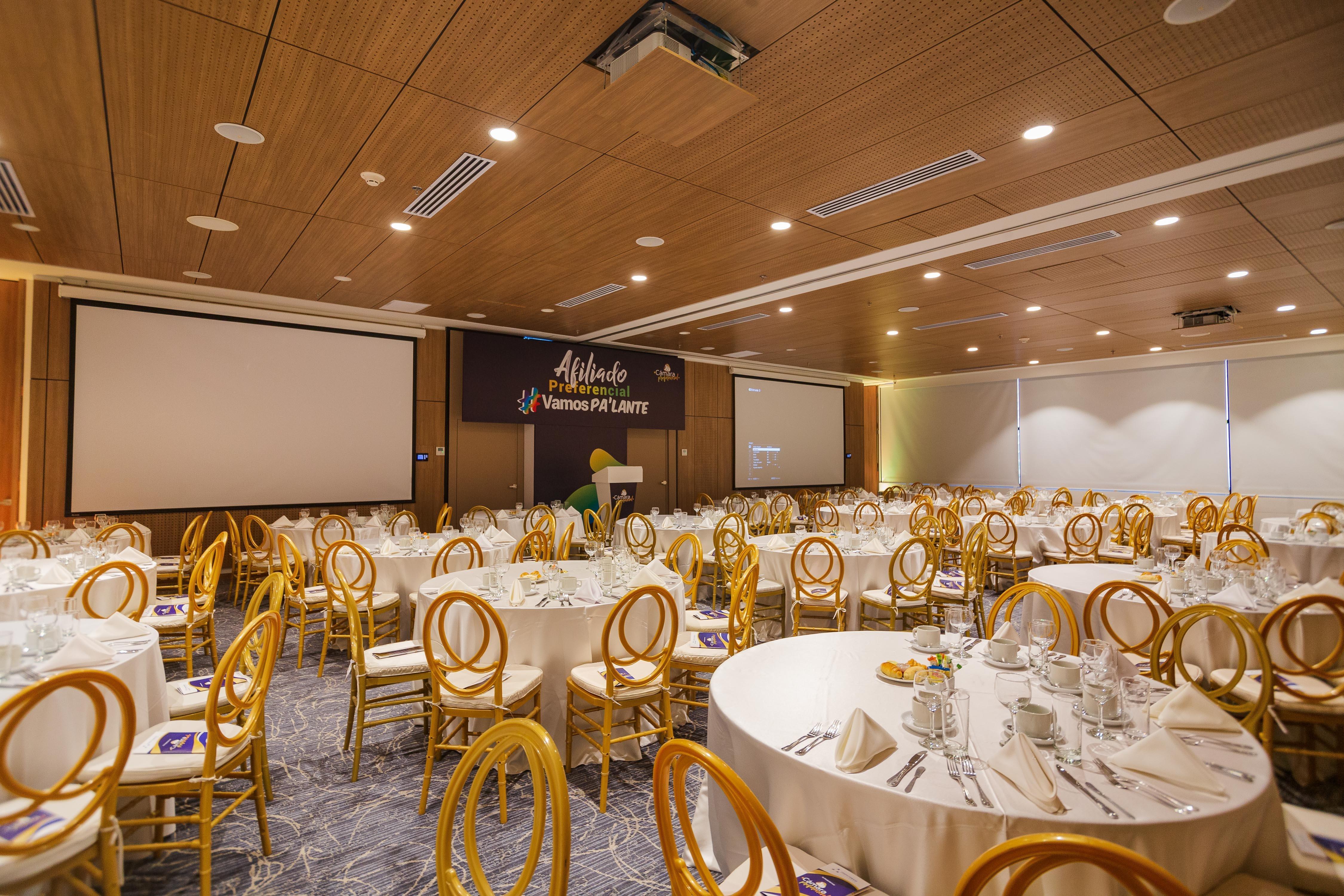 Holiday Inn Express Cartagena Manga By Ihg Exterior photo